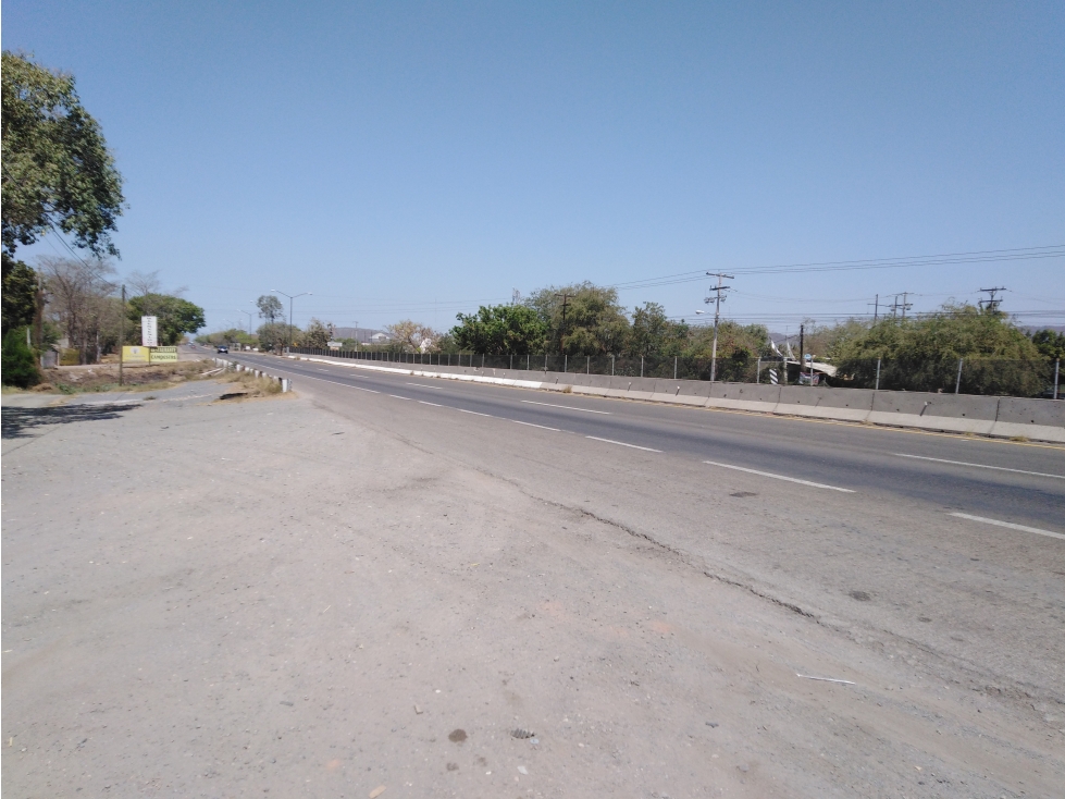 Terreno en venta en Mazatlán, cerca del entronque al Aeropuerto