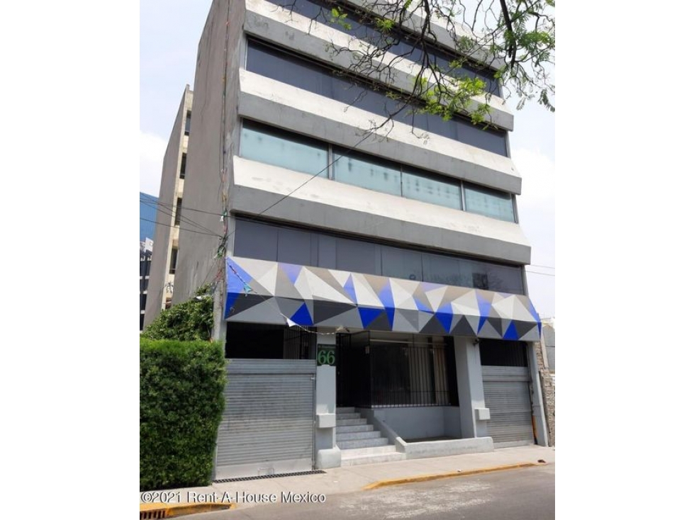 Local  Comercial en Renta  Naucalpan de Juarez  El Parque JA211881-5