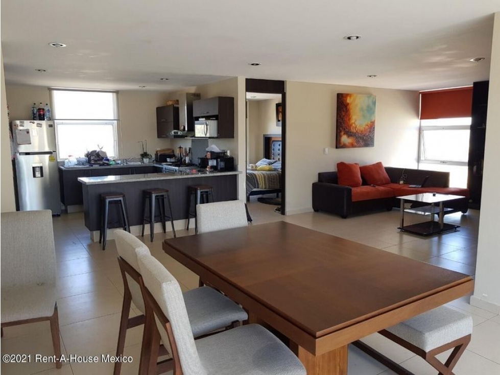 Cimatario departamento con buena ubicación a 5 min. de Centro Sur QH