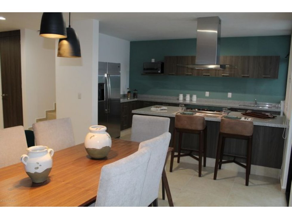 Casa en Venta con espacios muy amplios 21-972 MCPF