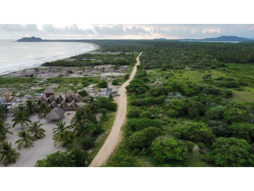 LA ISLA DE CHACAHUA/2,625 M2 SEGUNDA LÍNEA DE PLAYA