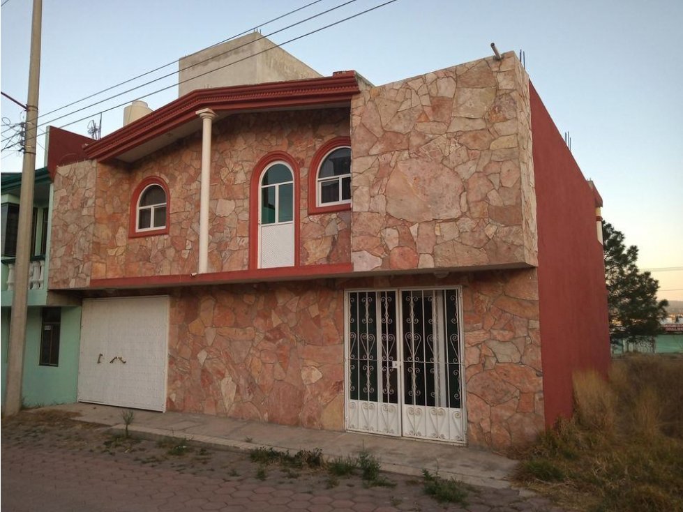 Se vende  casa  en  Tepeyanco,  excelente  ubicación