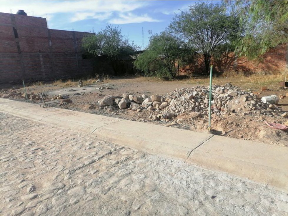 terreno en privada con porton electrico en monte obscuro con faci