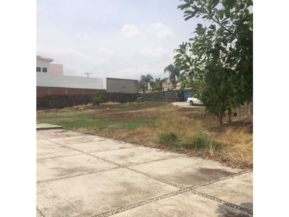 TERRENO EN VENTA EN LOMAS DE COCOYOC