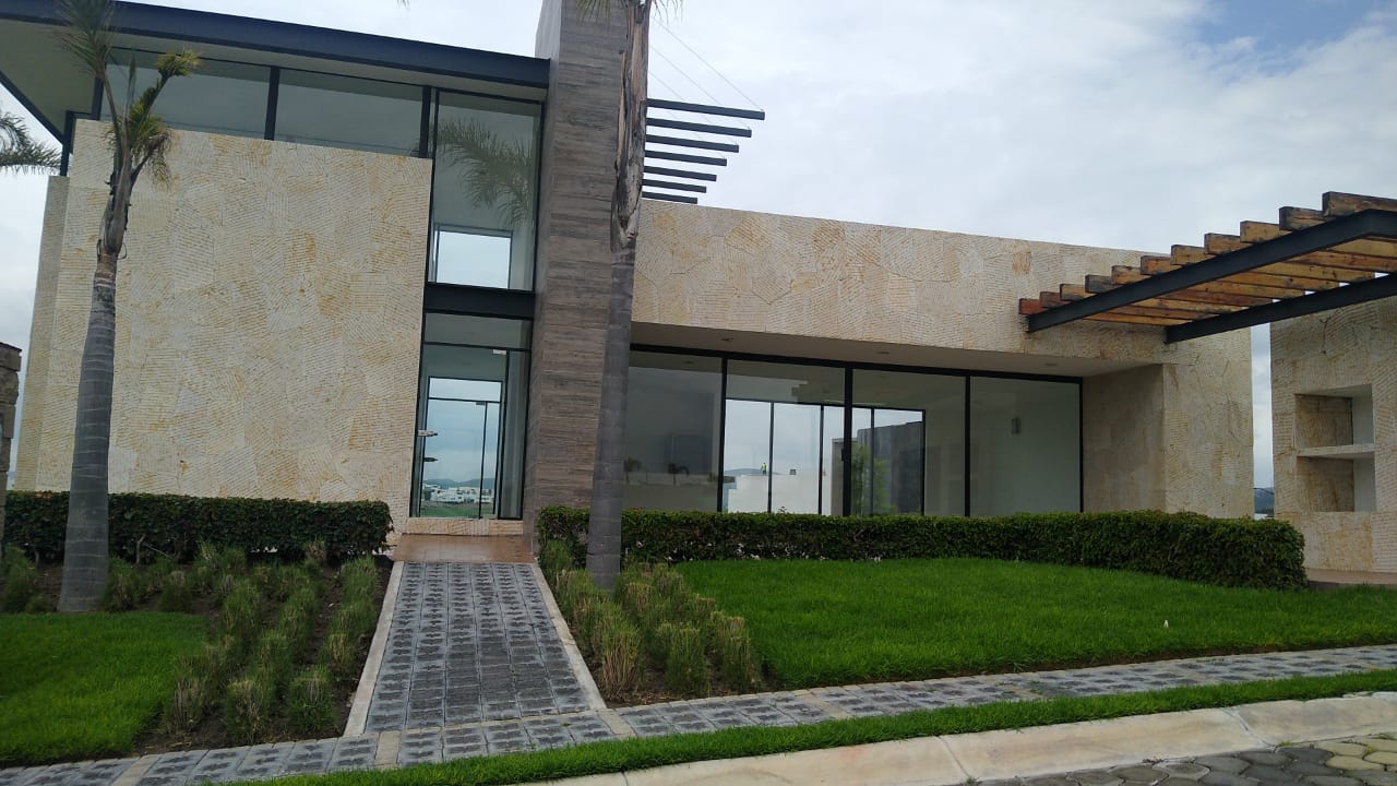 TERRENO EN VENTA LOMAS DE ANGELÓPOLIS 2