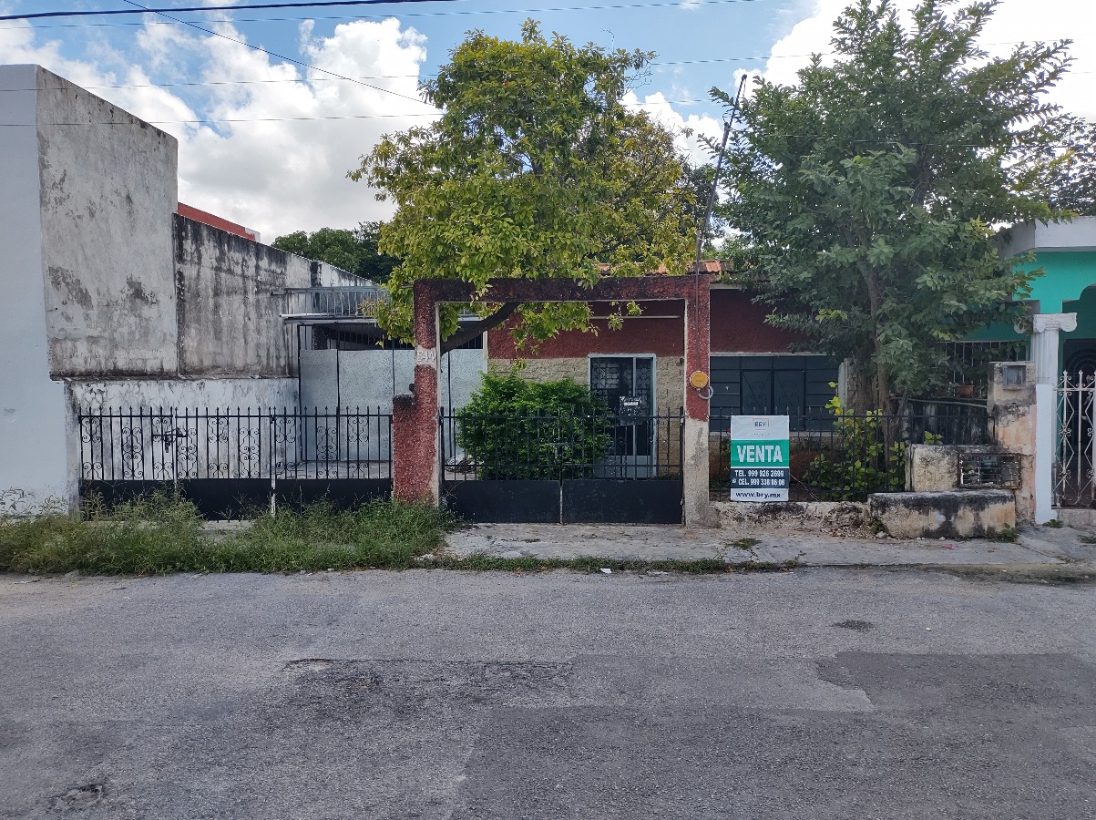 SE VENDE CASA DE UNA PLANTA EN LA COLONIA VICENTE SOLIS