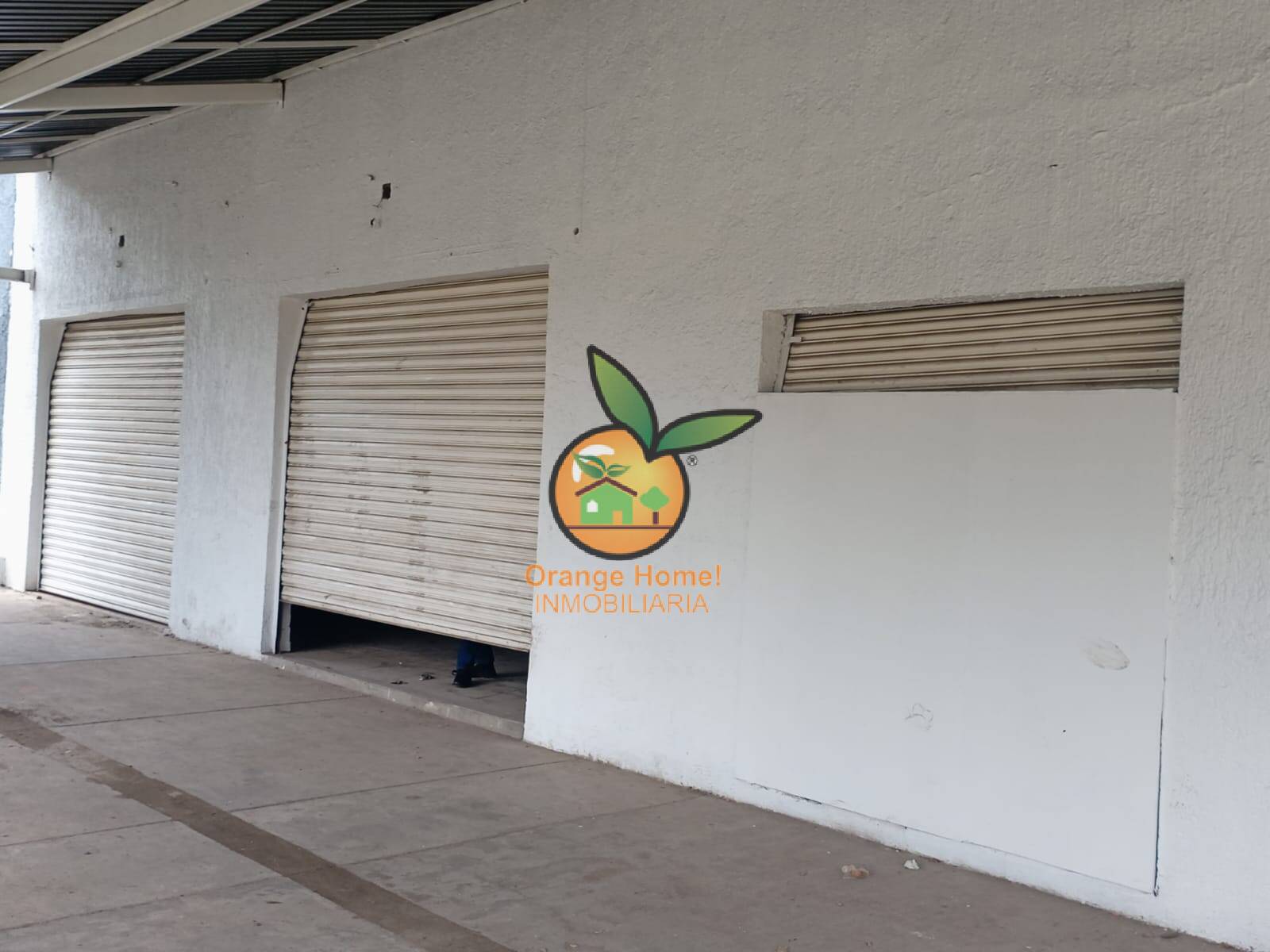 LOCAL COMERCIAL DE 225m2 EN PERIFERICO SUR, SANTA MARIA TEQUEPEXPAN