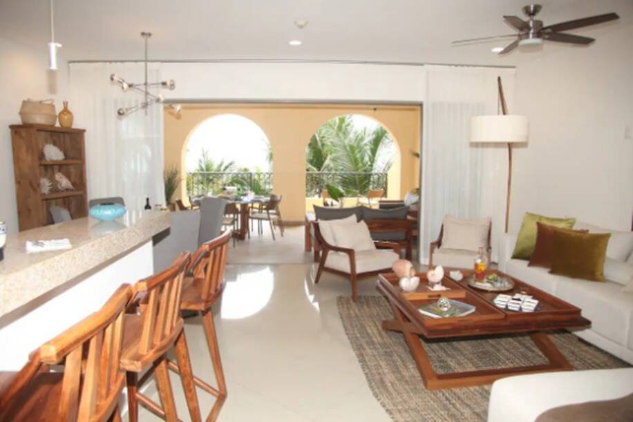 Departamento en frente de la playa en Cerritos Mazatlán