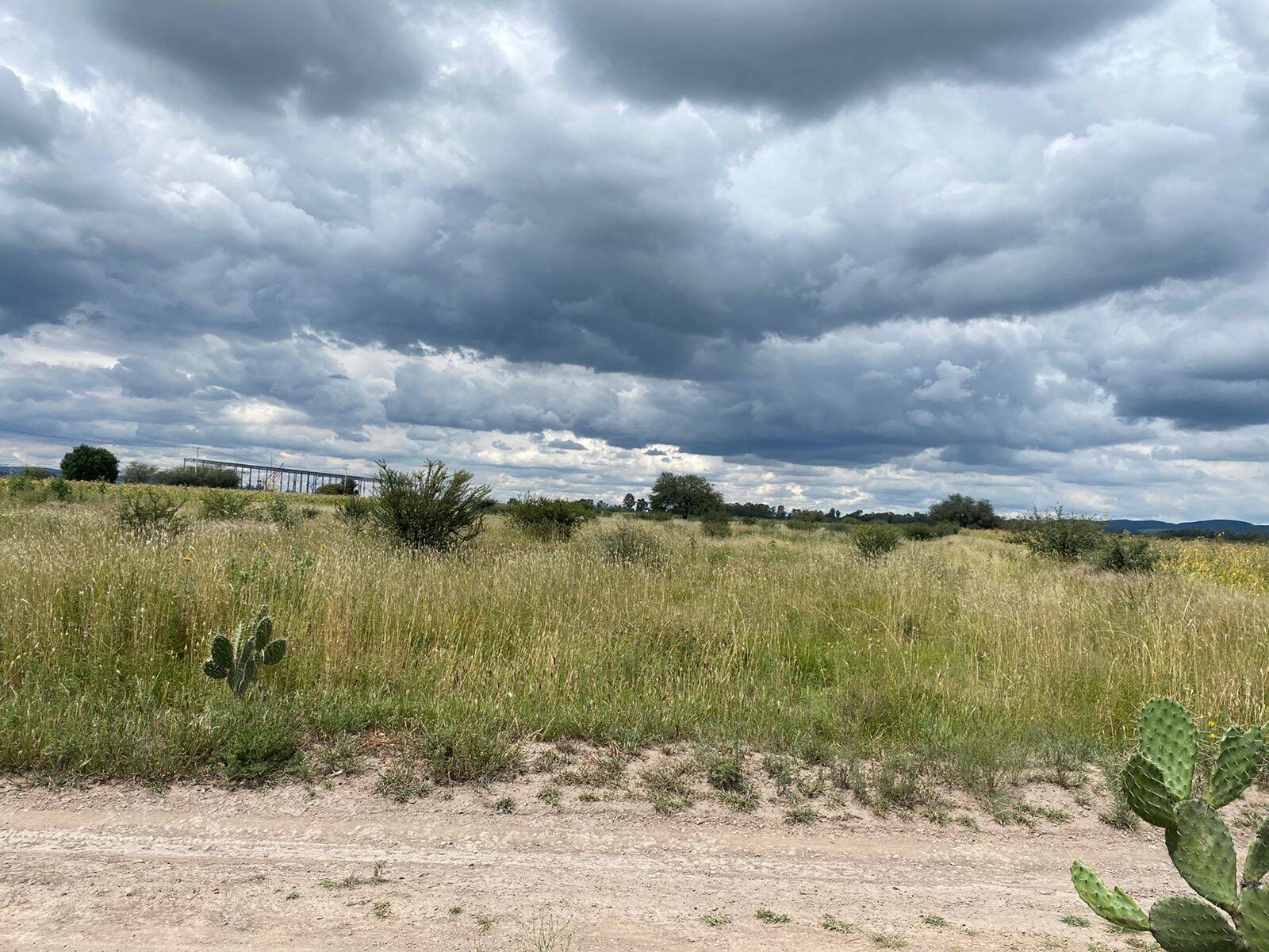 TERRENO A UNOS MINUTOS DEL POLIGONO EMPRESARIAL SAN MIGUEL DE ALLENDE